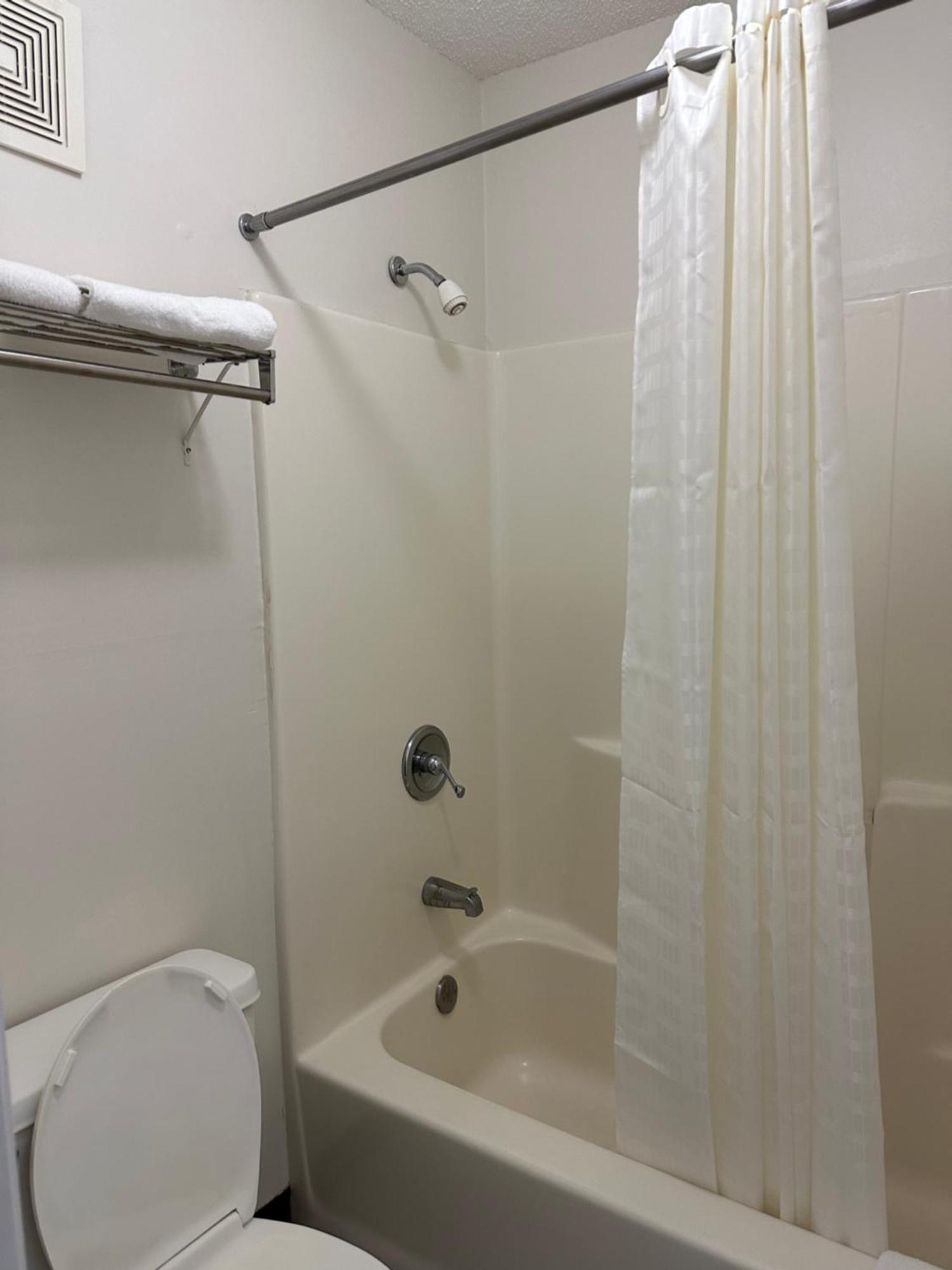 Garden Inn & Suites Metter Bagian luar foto