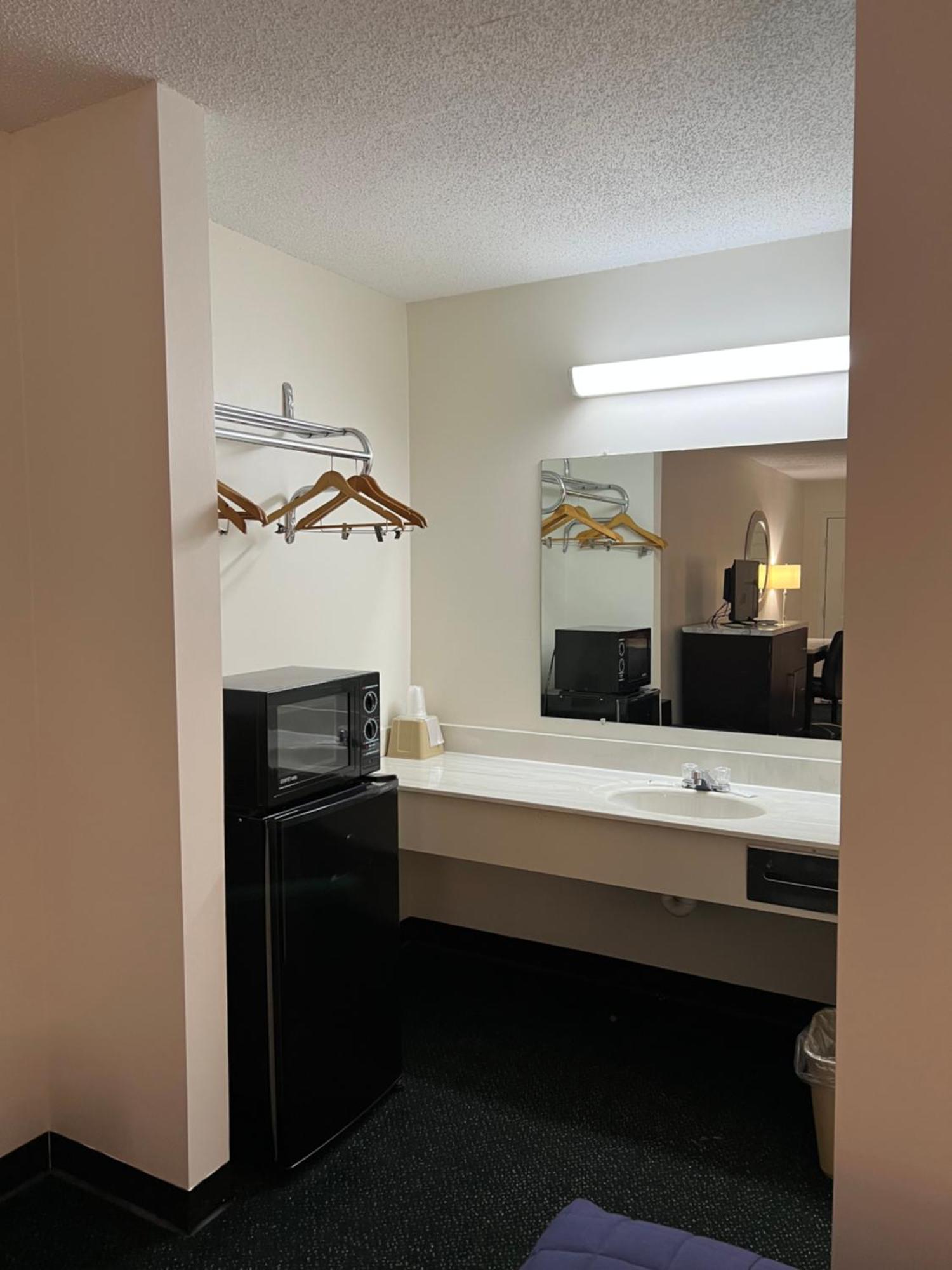 Garden Inn & Suites Metter Bagian luar foto
