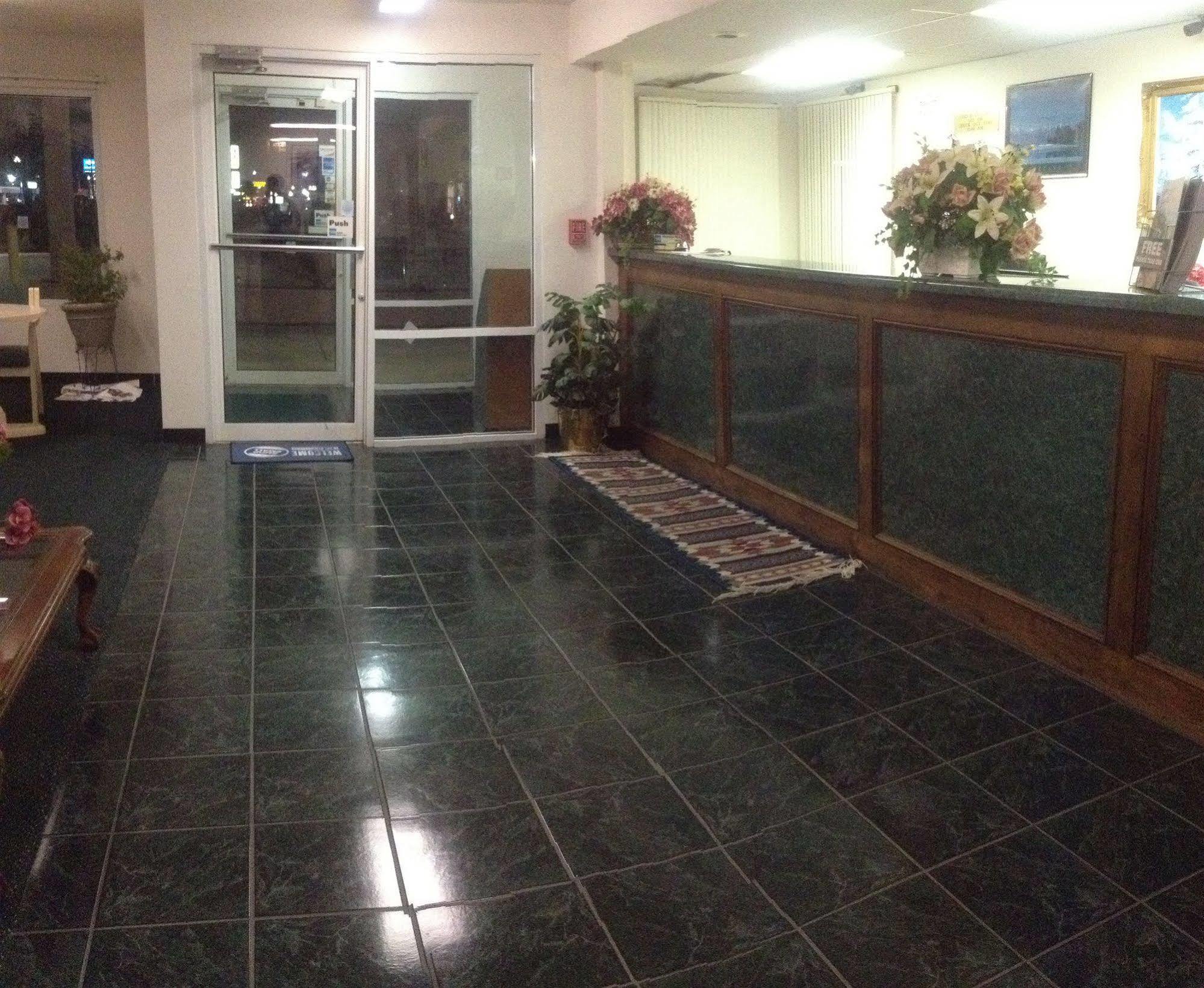 Garden Inn & Suites Metter Bagian luar foto